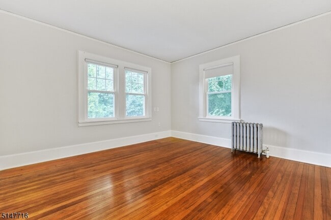 Building Photo - 136 Stanmore Pl