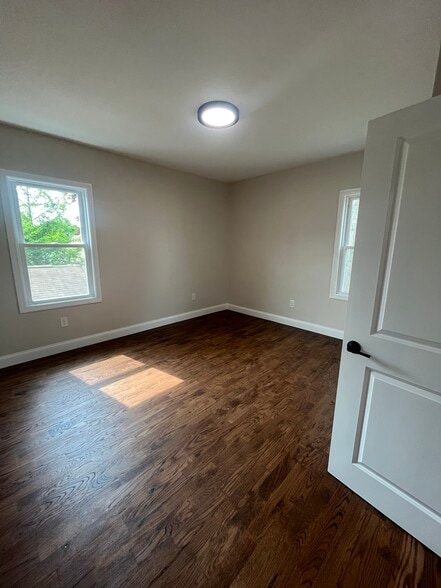Bedroom - 117 Rome Ave