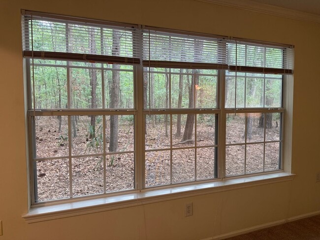 Building Photo - Private End Unit - First Floor - Reserve at Woodbridge