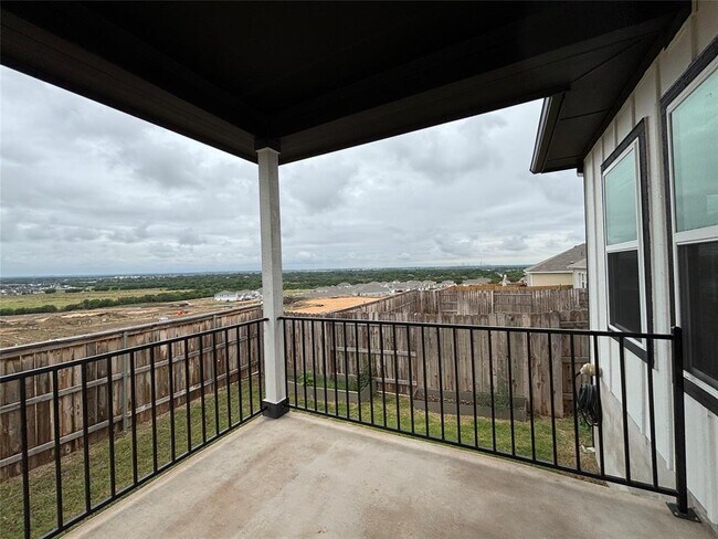 Building Photo - 11616 Comano Dr