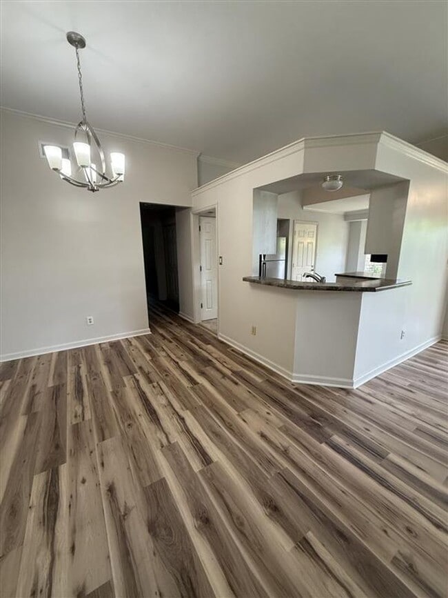 Building Photo - Very Nice 3 Bedroom Home in Hendersonville!