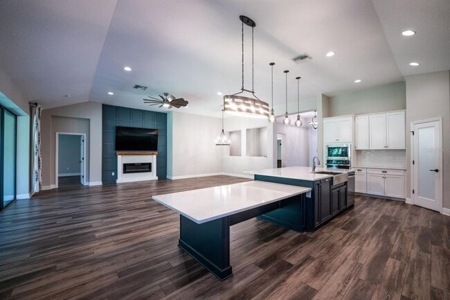 Building Photo - 13235 Wildflower Meadow Dr