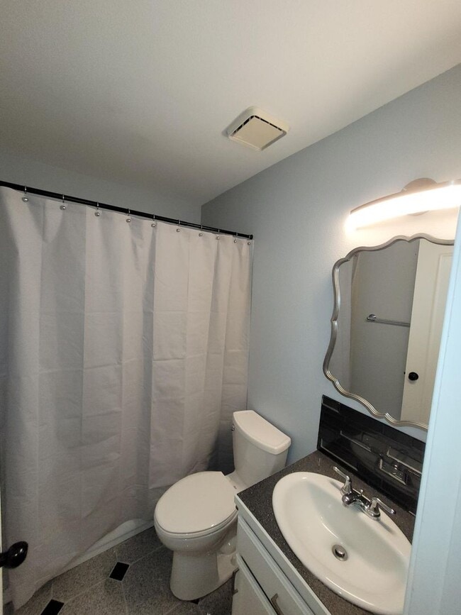 Building Photo - Cozy Home in Columbia Village!