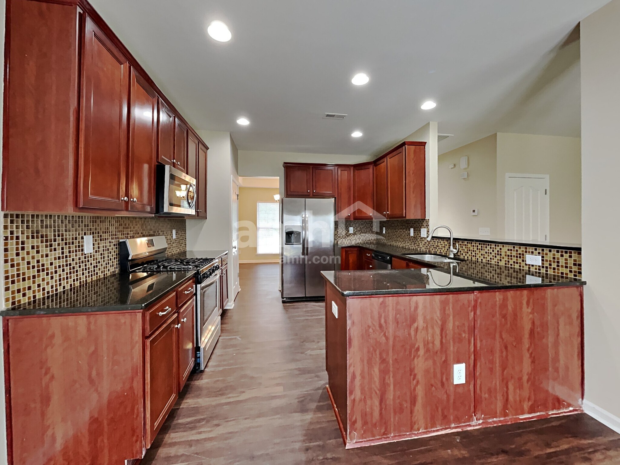 Building Photo - 107 Lacona Ter