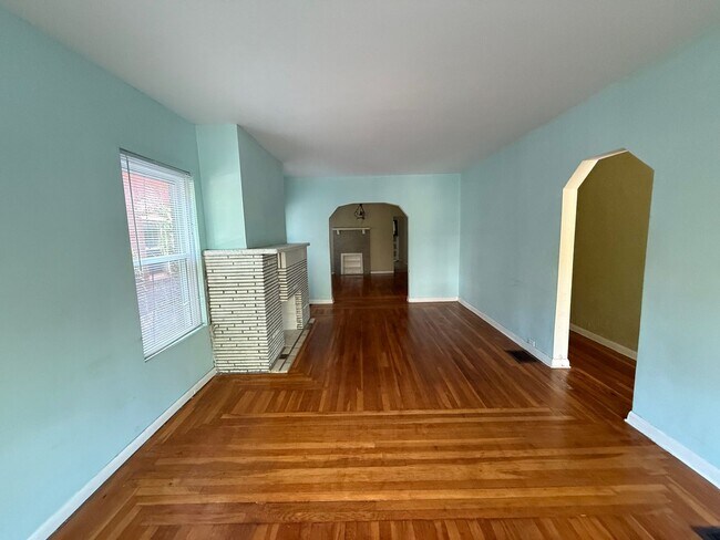 Building Photo - 6656-6656 Woodwell St