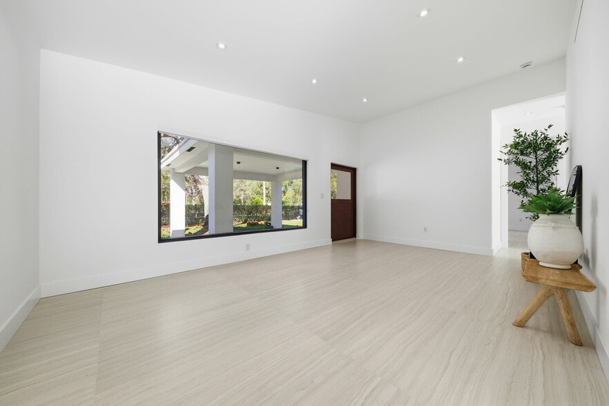 Building Photo - 8800 SW 118th St