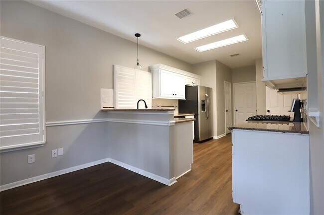 Building Photo - 21631 Live Oaks Spring Dr