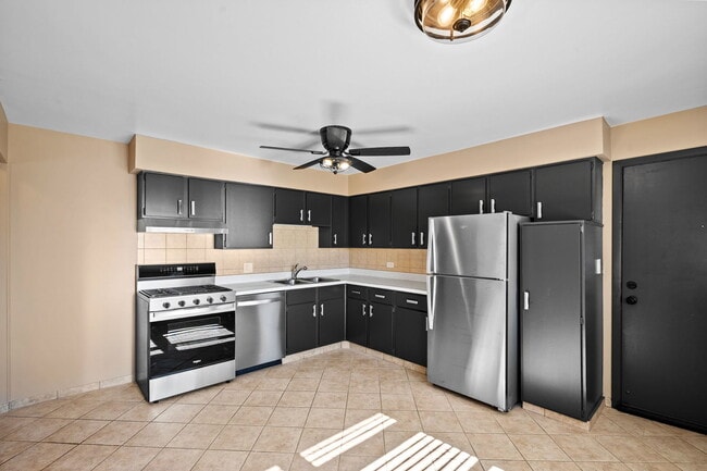 Building Photo - 2124 N Harlem Ave