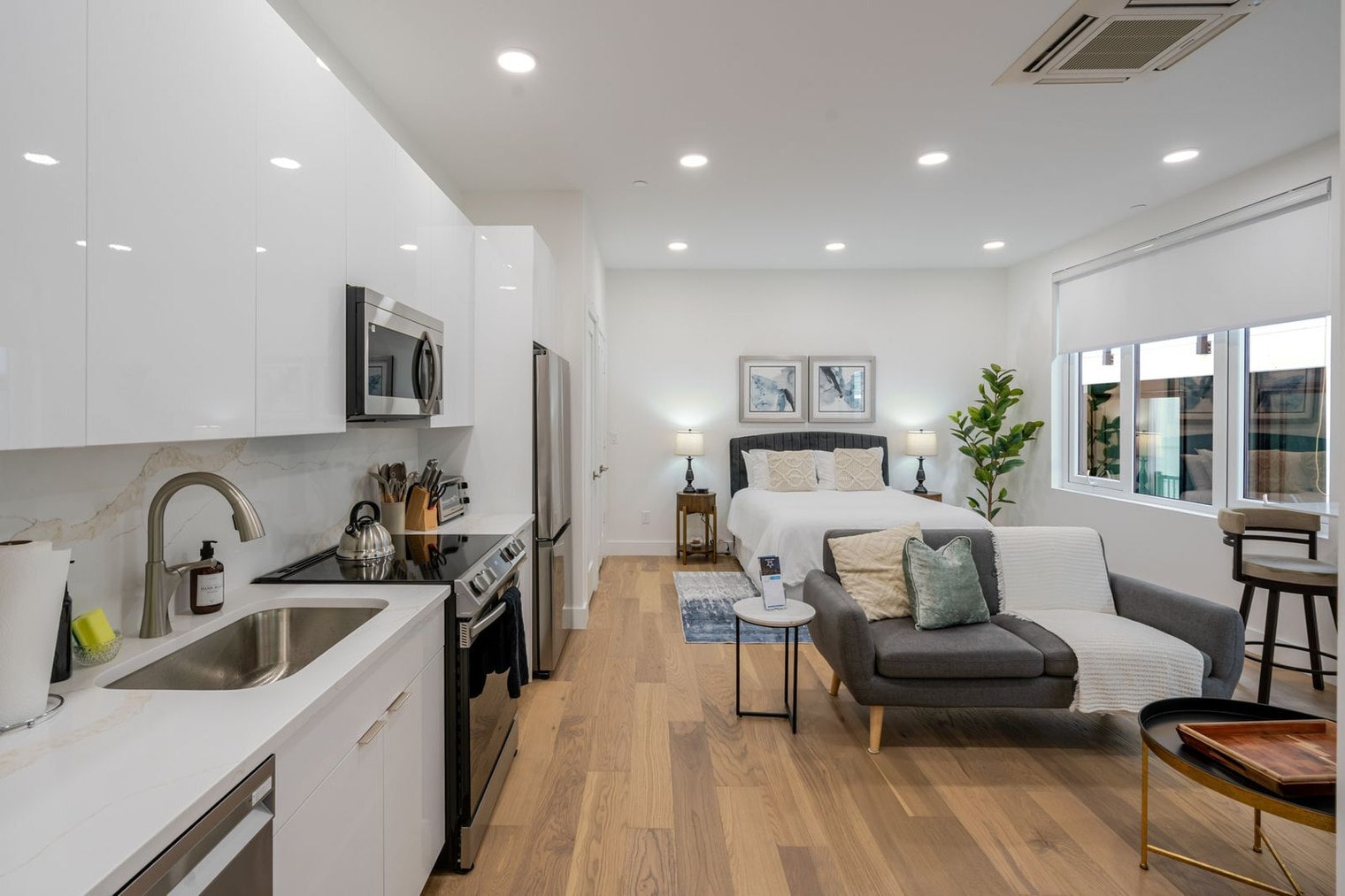 Building Photo - 38 Hichborn St