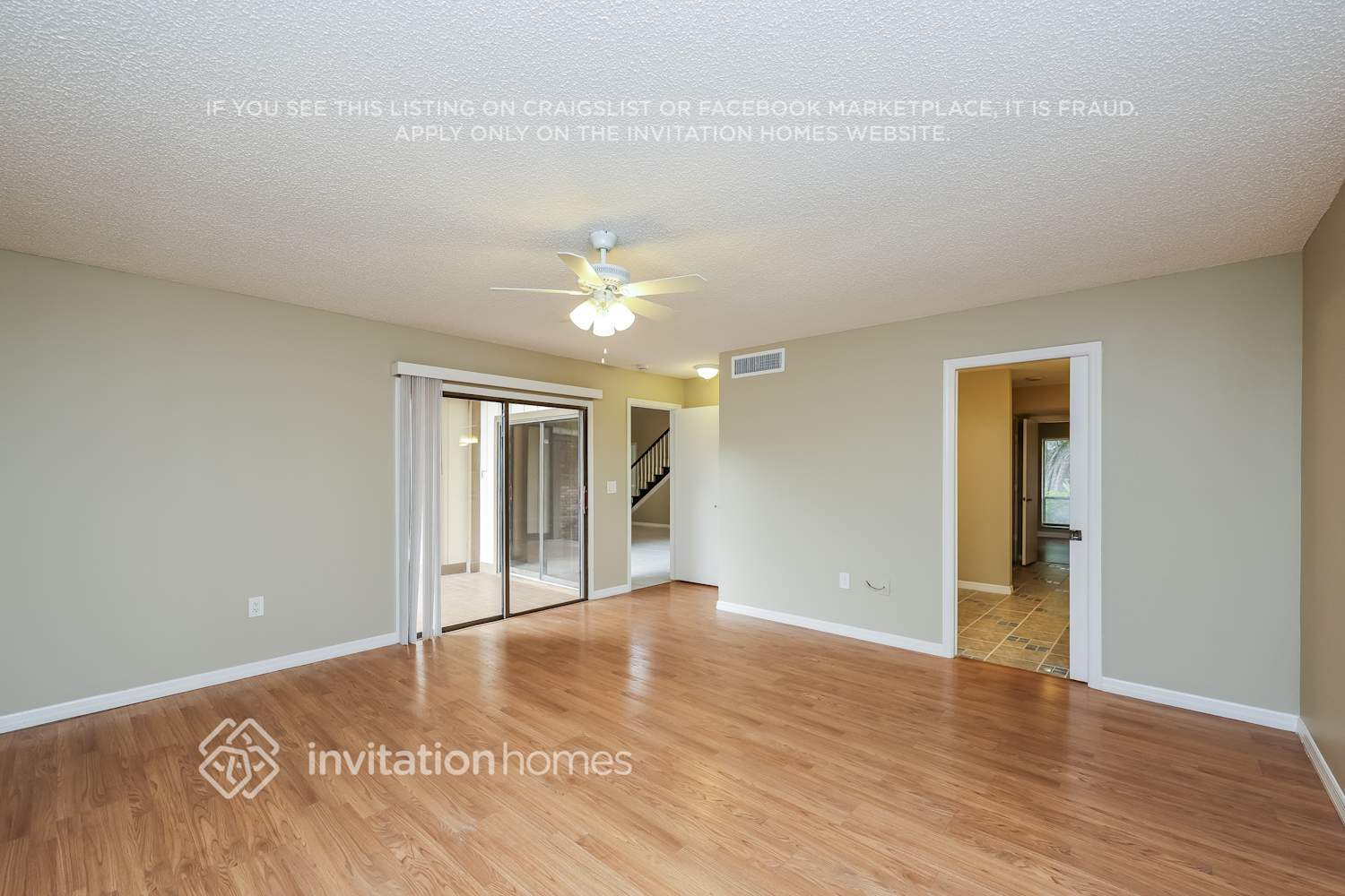 Building Photo - 1051 Sugartree Dr S