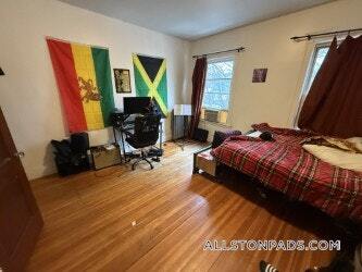 Building Photo - 19 Long Ave