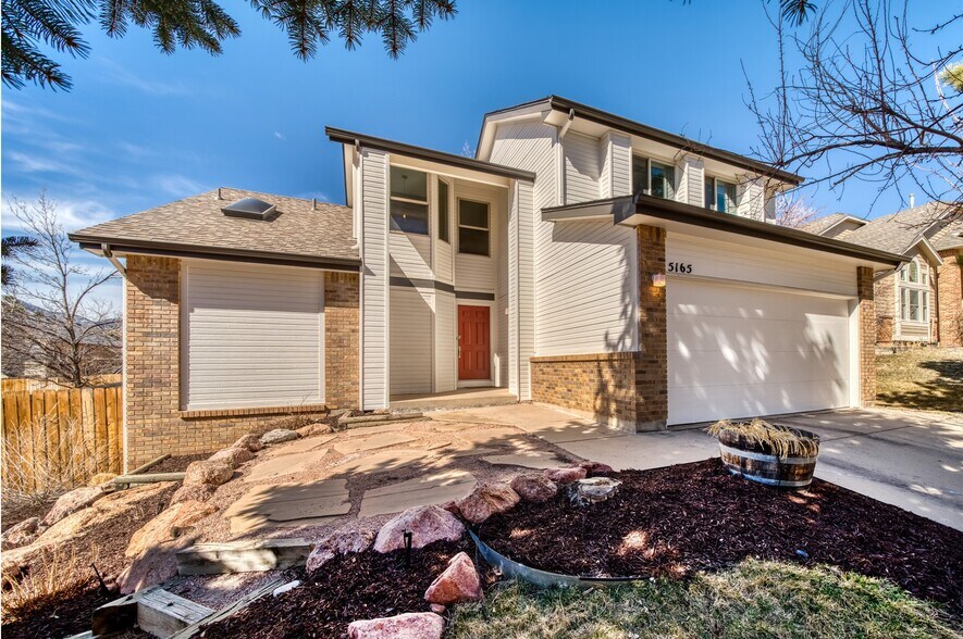 Front of house - 5165 Granby Cir