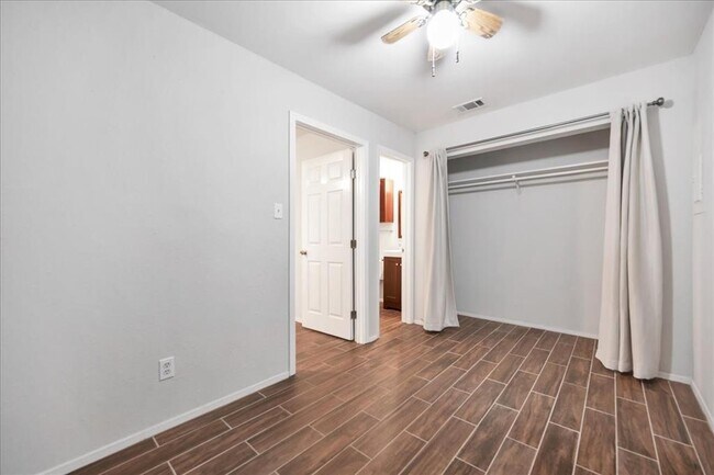 Building Photo - 2500 Burleson Rd