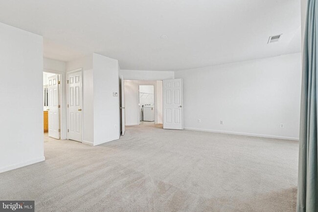 Building Photo - 16056 Sheringham Way