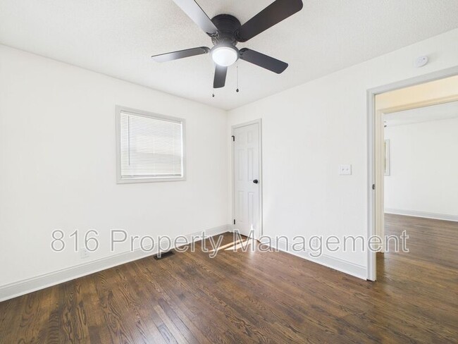 Building Photo - 1406 N Ponca Dr