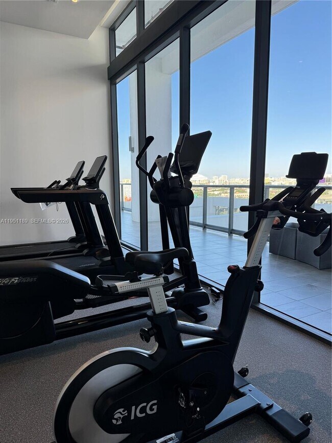 Building Photo - 239 SW 9th St