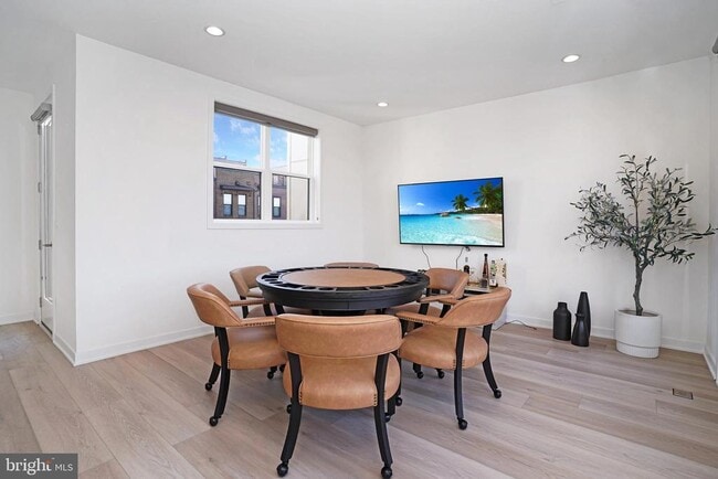 Building Photo - 14383 Beckett Glen Cir