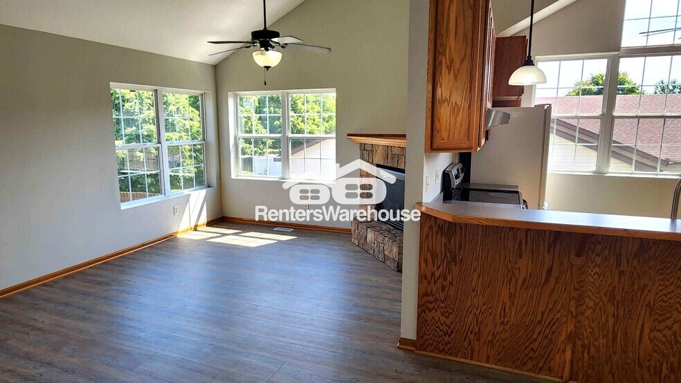 Building Photo - 1477 Pheasant Run
