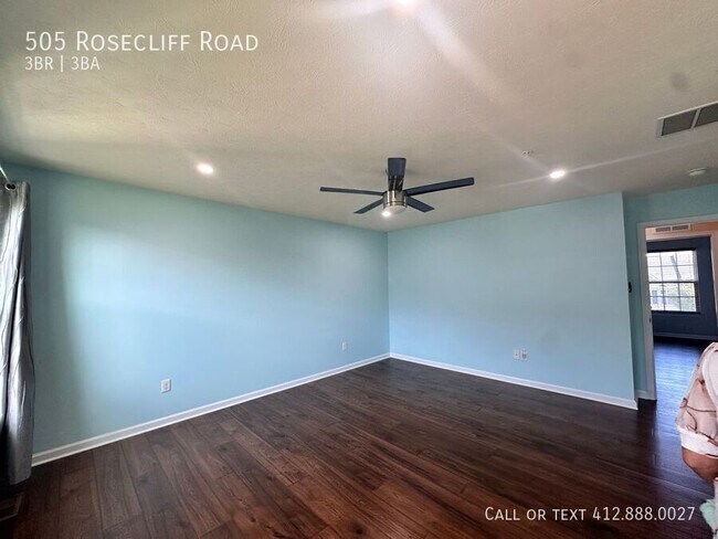 Building Photo - 505 Rosecliff Rd