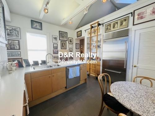 Building Photo - 2 bedroom in Cambridge MA