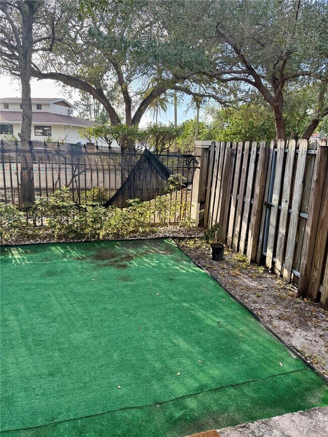 Building Photo - 16811 NW 14th Ave