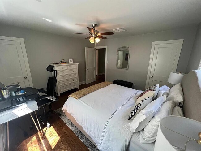 Building Photo - 1314 Arcadia Ave