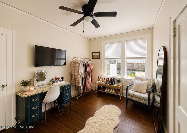 Building Photo - 1765 Canterbury St