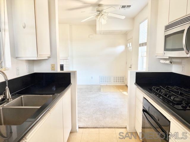 Building Photo - 10884 Sabre Hill Dr