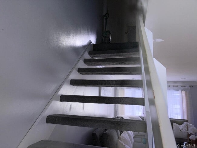 Building Photo - 223 Audley Ct