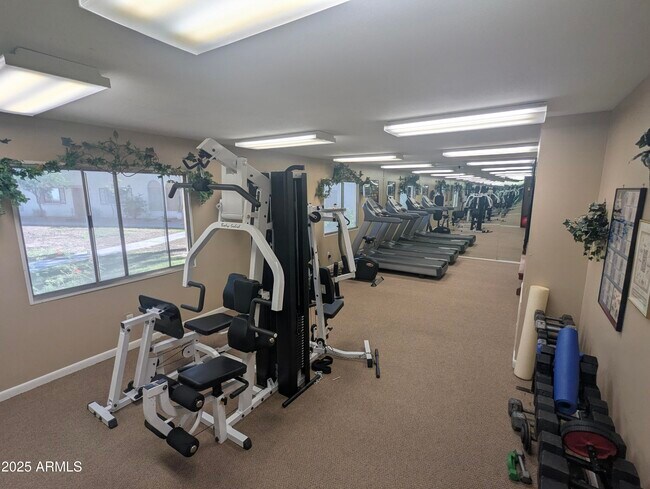 Building Photo - 5922 N 83rd St