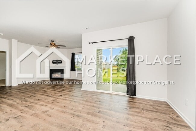 Building Photo - 1120 Tilburn Ter