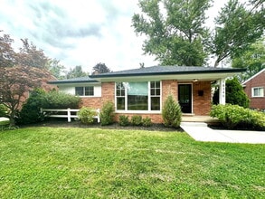 Building Photo - 18346 Beverly Rd