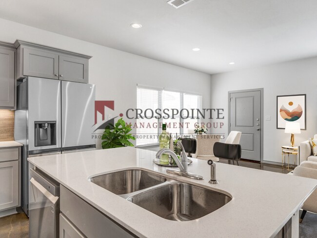 Building Photo - NOW OFFERING FIRST MONTH FREE W/ 12 MONTH LEASE - Luxury 3 Bedroom 2.5 Bath Townhome in Bullard, TX!