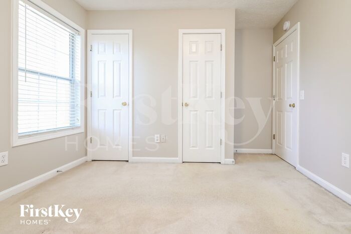 Building Photo - 1464 Claredon Dr NW