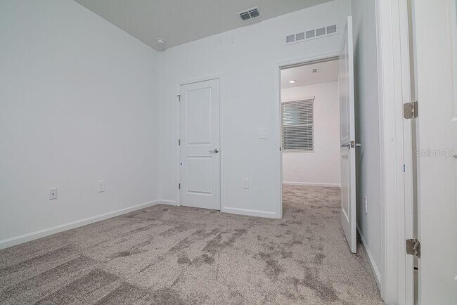 Building Photo - 6008 Blissful St