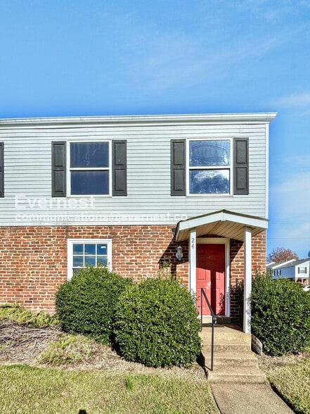 Building Photo - 3530 E Richmond Rd