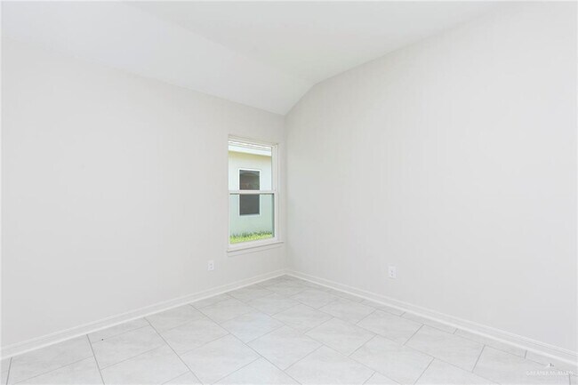 Building Photo - 20 N 33rd St