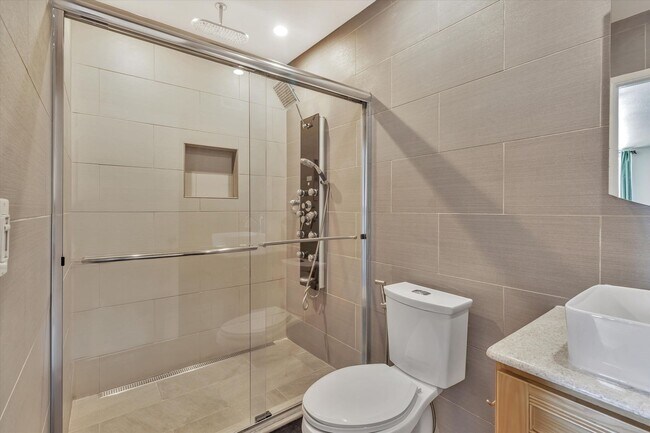Building Photo - Sunnyvale Gem with Sleek Finishes & Though...