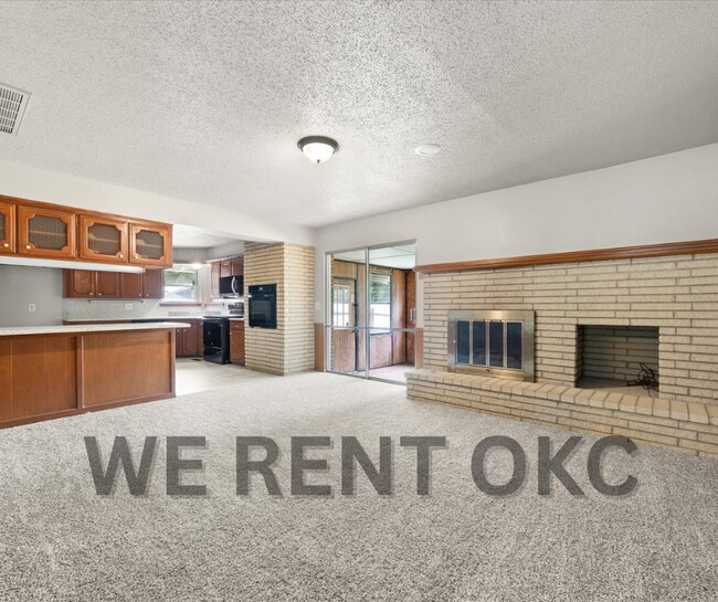 Building Photo - 3016 Shadybrook Dr