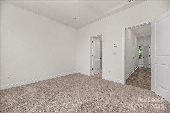 Building Photo - 116 Judson Ave