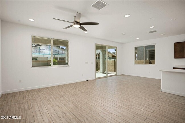 Building Photo - 24973 N 172nd Dr