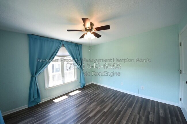 Building Photo - 9716 7th Bay St