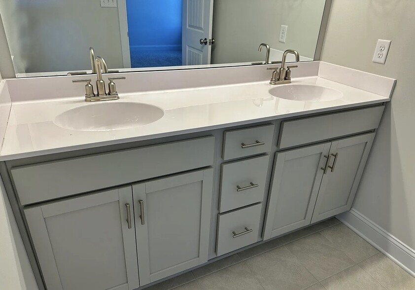 Owners On Suite BathRM #2 - 347 Water Wagon Trl