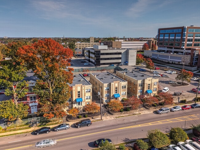 Building Photo - 2920-2928 Burnet Avenue