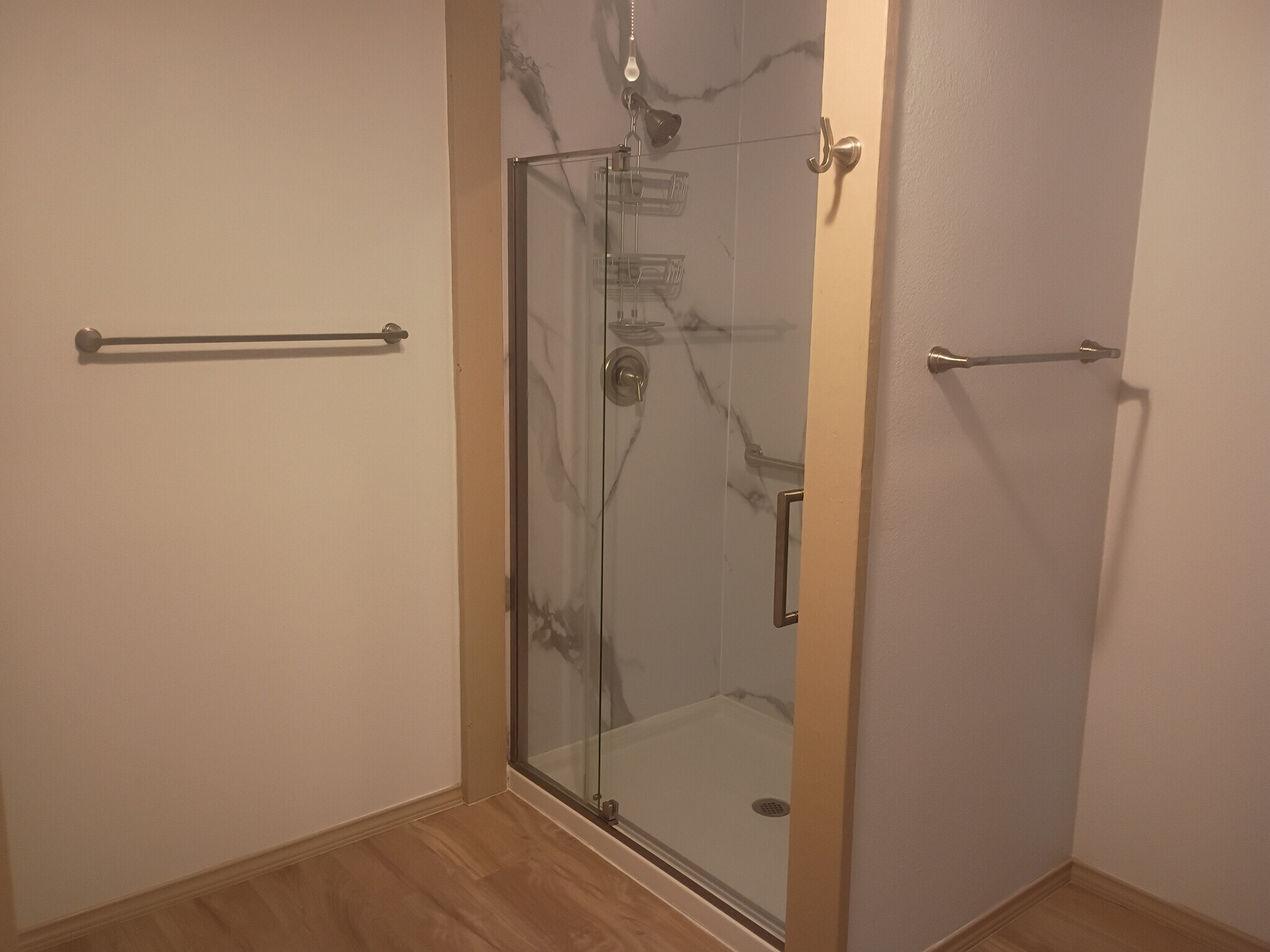 Building Photo - 738 Old Pin Oak Rd