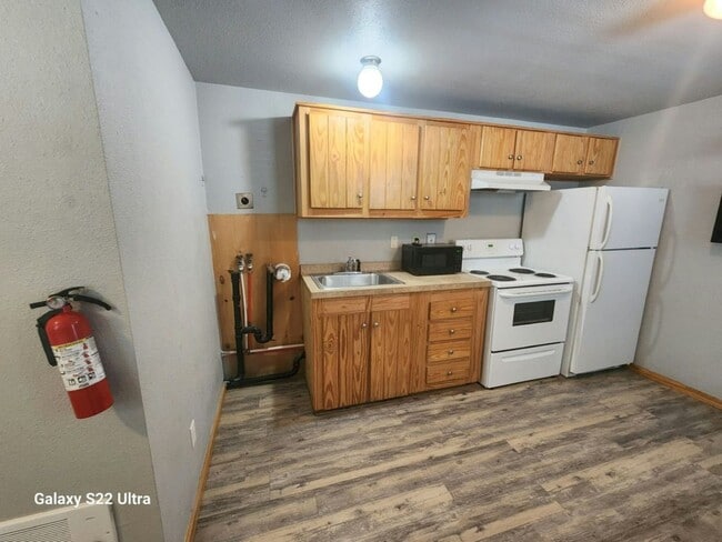 Building Photo - 1126 Gary Terrace