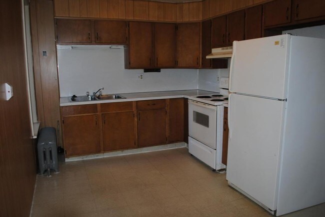 Building Photo - 22 S Second Street Unit B