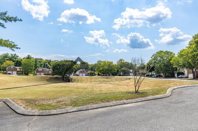 Building Photo - 2214 Falcon Creek Dr