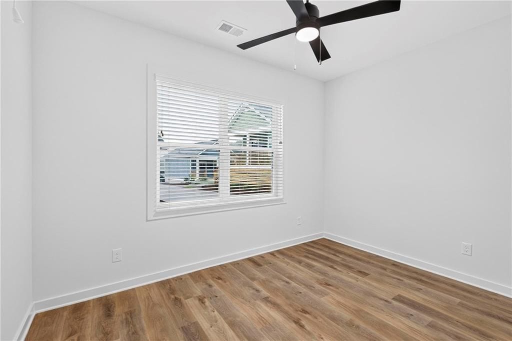 Building Photo - 122 Hilltop Dr SW