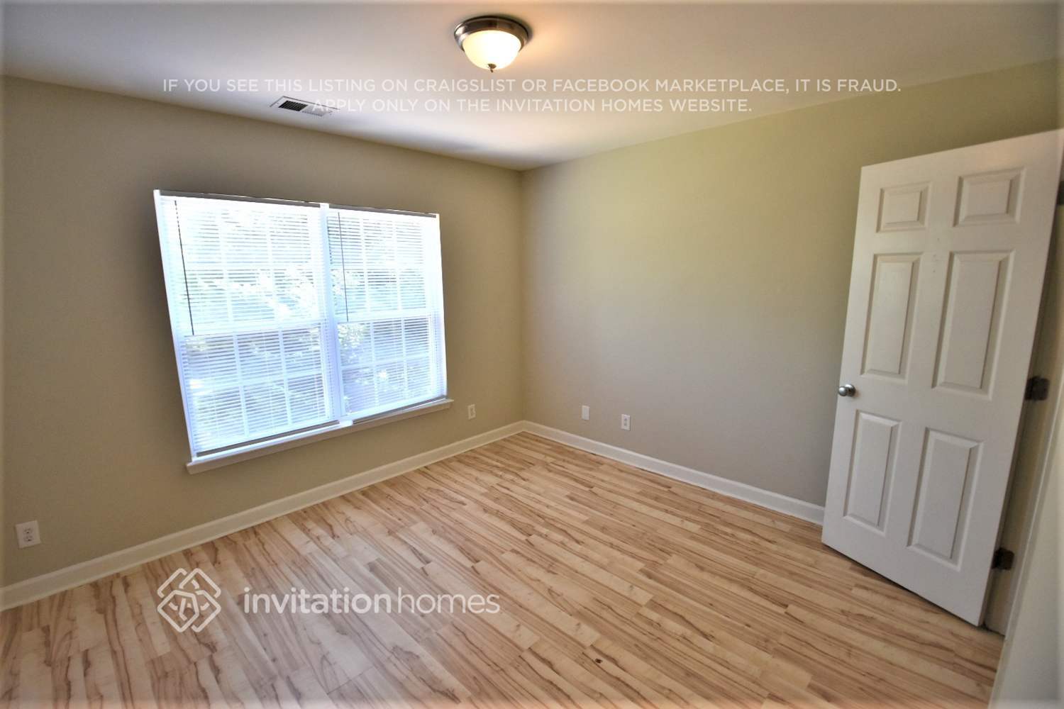Building Photo - 224 Golden Valley Dr